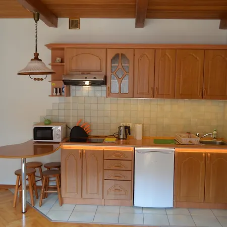 Luzik Apartament *